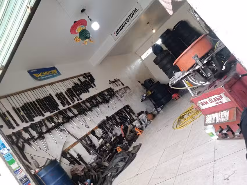 Suspensiones y llantas &ldquo;Santa Ana&rdquo;