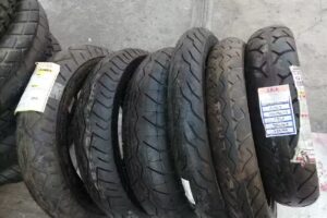 Taller De Motos Y Venta De Llantas Y Accesorios
