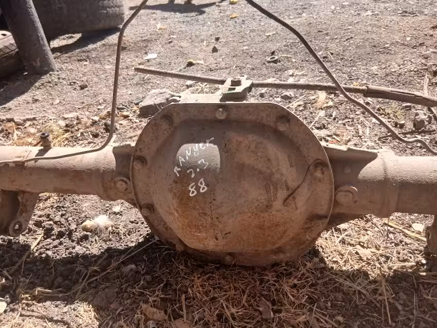Taller Mec&aacute;nico y Llantera ROBLES