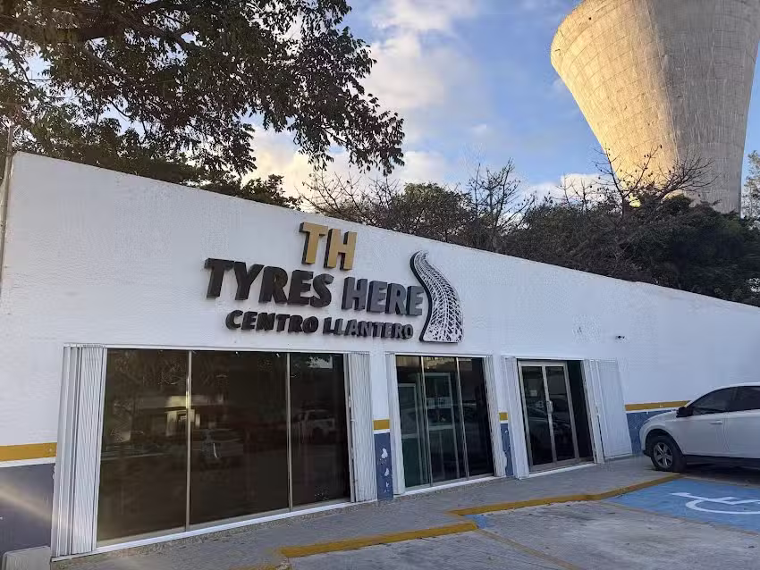 TH Tyres Here Centro Llantero y Autoboutique