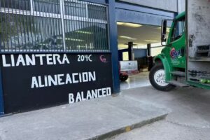 Vázquez Tires llanta