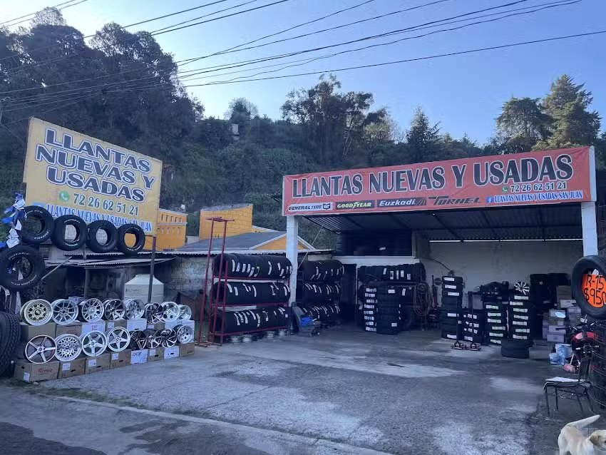 Venta y reparacion de llantas “San Juan”.