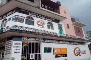 Vulcanizadora, Aceites, Llantas, Rines y Accesorios Las Gemelas