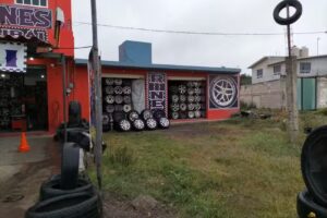 VULCANIZADORA DUB&Aacute;I REPARACI&Oacute;N DE RINES Y LLANTAS