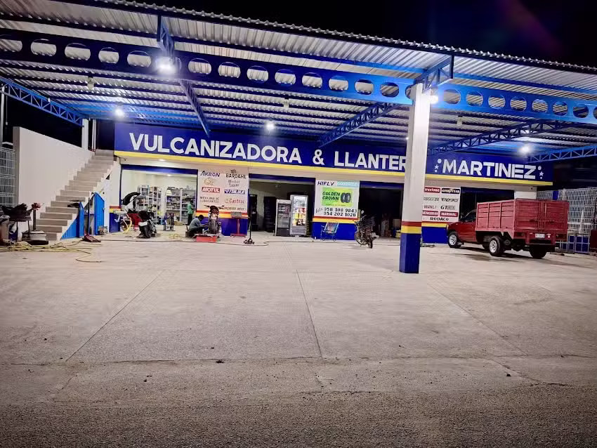 Vulcanizadora M&oacute;vil y llantera &ldquo;Mart&iacute;nez&rdquo;