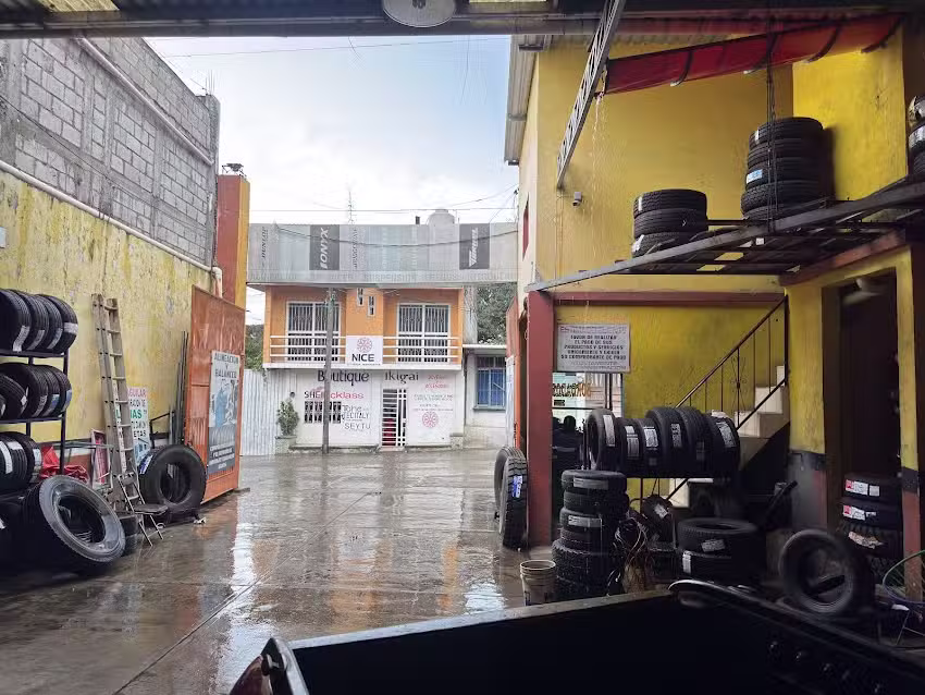 Vulcanizadora y alineaci&oacute;n de autos