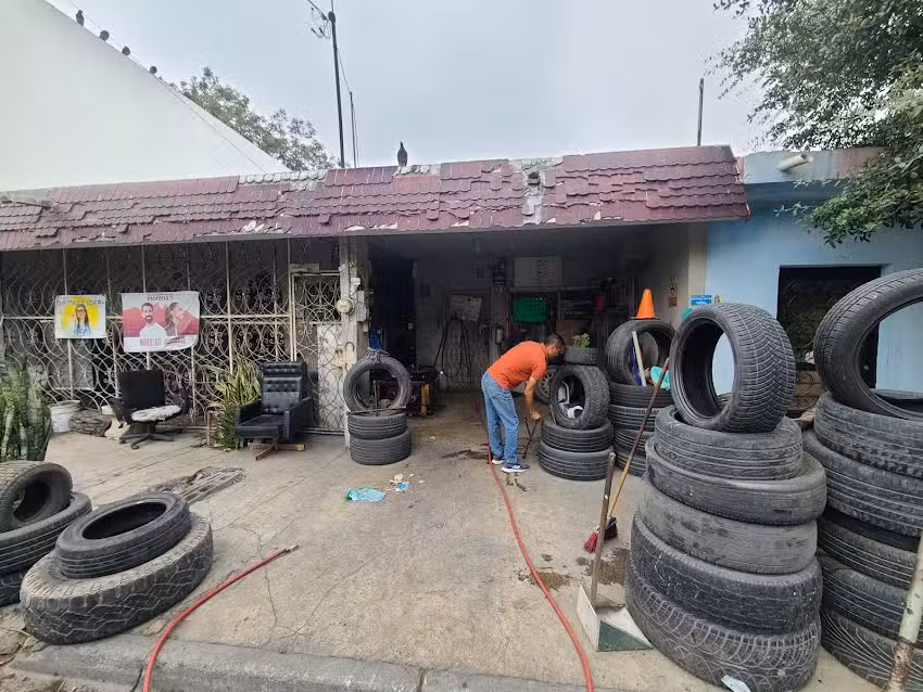 Vulcanizadora y Llantas Usadas Ibarra